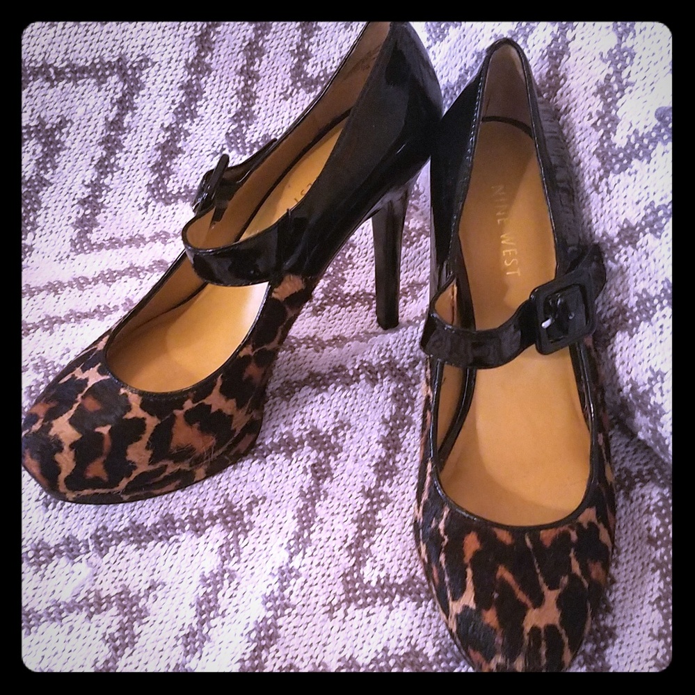 2x 💫HP💫 Nine West Black & Leopard Print Heels